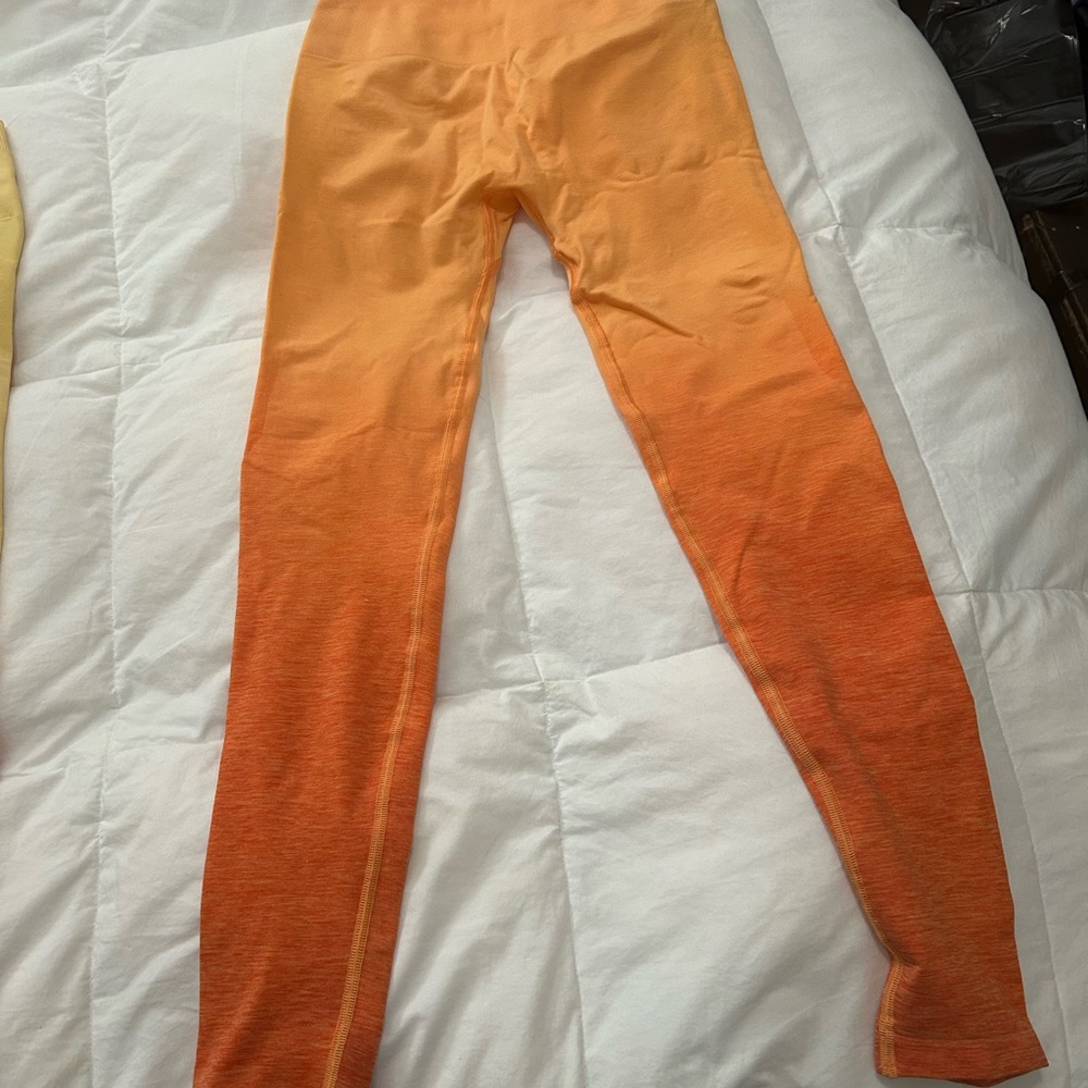 Alphaletes Amplify leggings